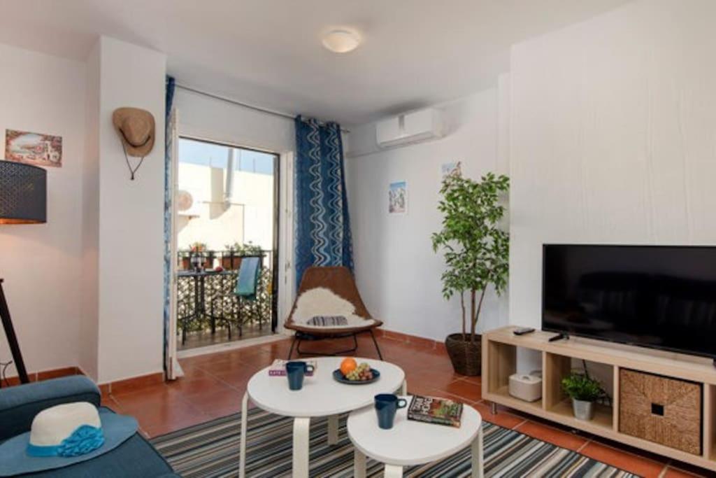 Beautiful Spanish Apartment In Torremolinos Bagian luar foto